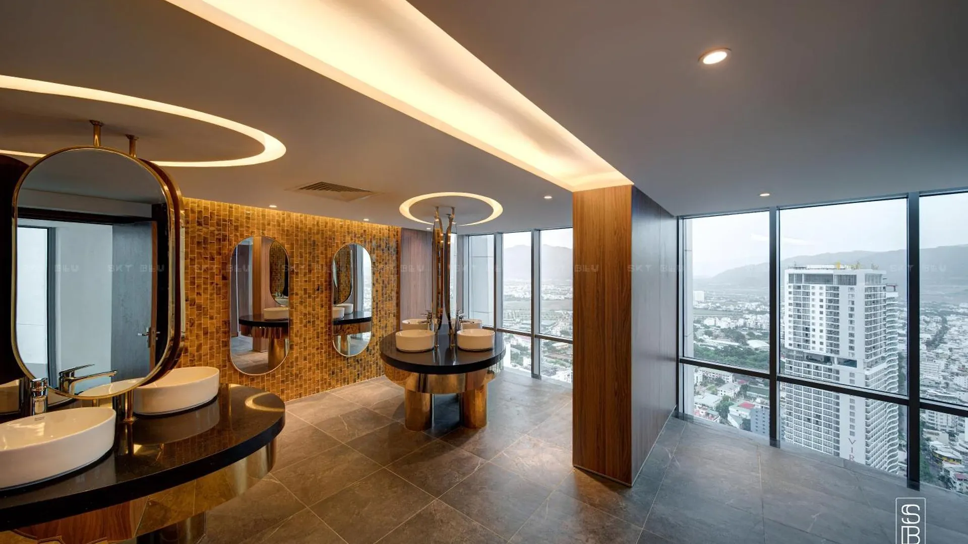 Golden Panorama Luxury Studio 芽庄
